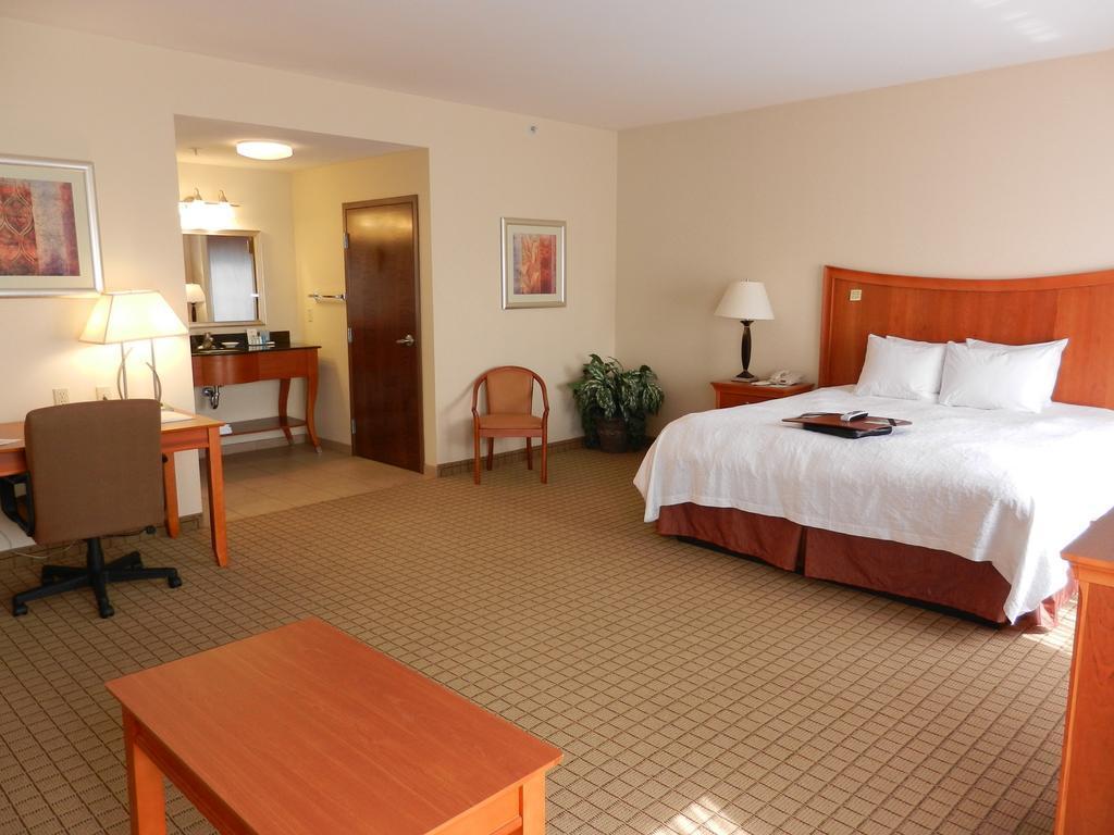 Hampton Inn Norco/Corona Dış mekan fotoğraf